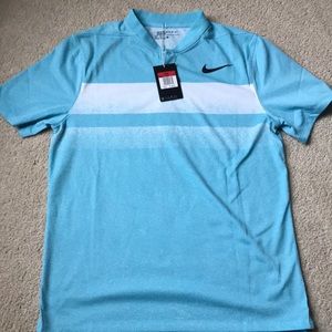 Nike modern fit golf shirt